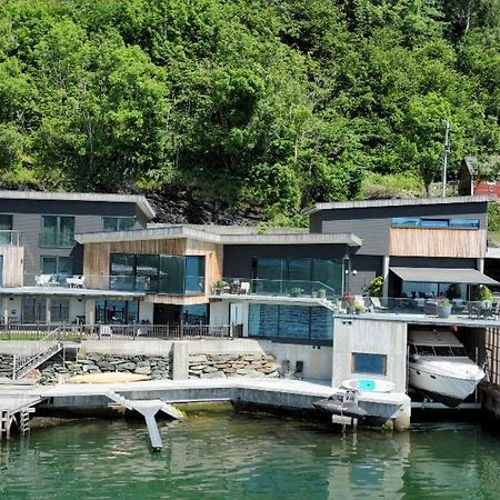 Panoramaresort In Hardangerfjorden Leilighet I Sjokanten Ved Hardangerfjorden For 7 Personer Boat , Sauna,Kajak, Sup For Rent Oystese Exterior photo