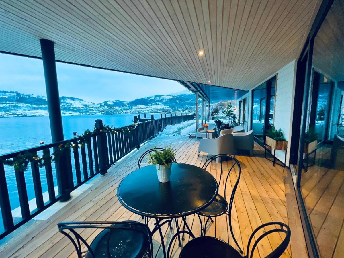 Panoramaresort In Hardangerfjorden Leilighet I Sjokanten Ved Hardangerfjorden For 7 Personer Boat , Sauna,Kajak, Sup For Rent Oystese Exterior photo